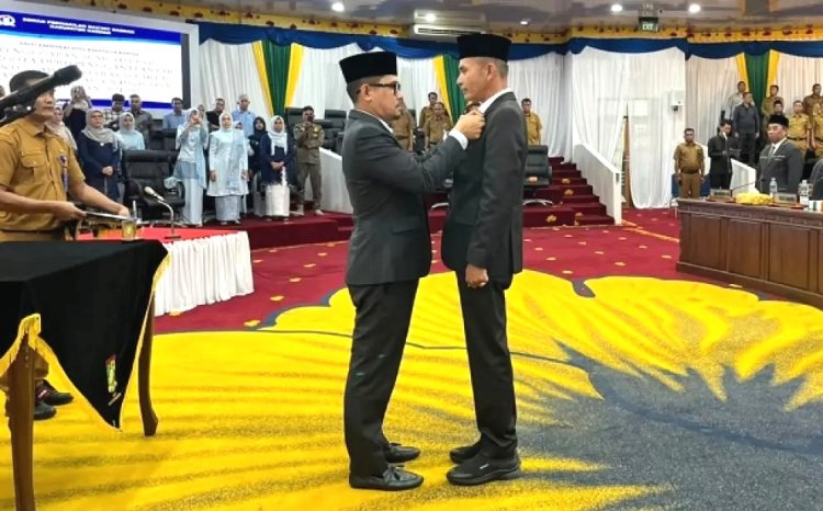 Menghilang Sejak Terseret Kasus Kredit Fiktif, Kursi Irwan Saputra Di DPRD Kampar Resmi Di PAW Idris