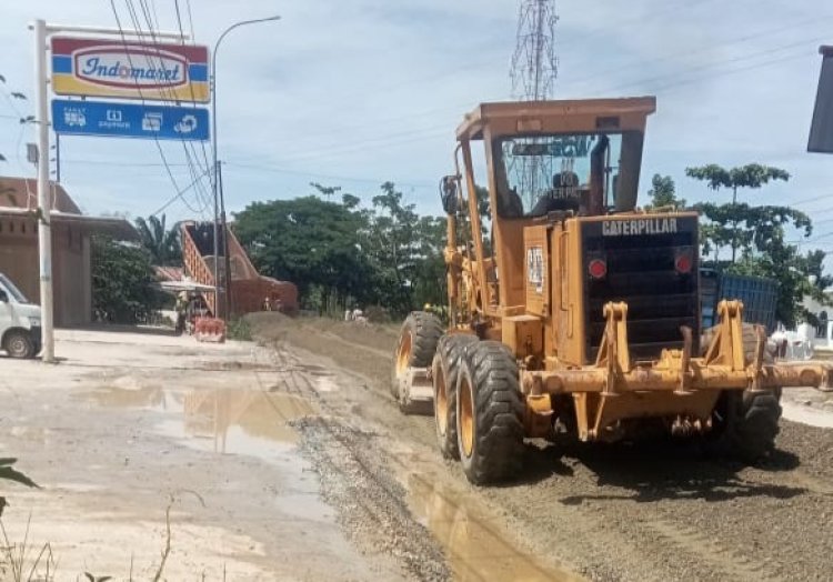 Investasi Capai Rp28 Miliar, Pemprov Riau Gandeng 24 Perusahaan Perbaiki Jalan Simpang Minas-Perawang