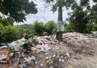 Keluhkan Bau Menyengat, Warga Desak Pemko Pekanbaru Atasi Tumpukan Sampah Di Soekarno-Hatta