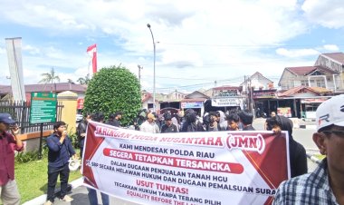 Tagih Kepastian Hukum Kasus Kekerasan Dan HGU PT SBP Inhu, Puluhan Massa JMN Geruduk Mapolda Riau
