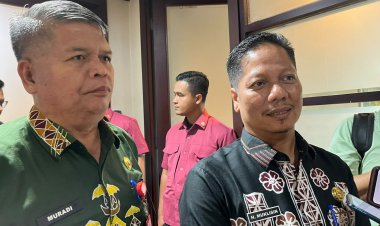 Pastikan Roda Pemerintahan Tetap Berjalan, Plt Bupati Mukhlisin Tunjuk Muradi Sebagai Plh Sekda Kuansing