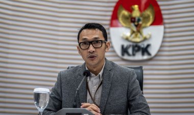 Kembangkan Kasus Dugaan Korupsi Pelepasan Kawasan Hutan, KPK RI Masih Geledah Sejumlah Lokasi Di Kuansing