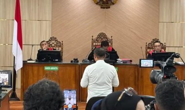 Dalam Sidang Pleidoi, Abdul Wahid Minta Majelis Hakim Bebaskan Dirinya Dari Seluruh Dakwaan KPK