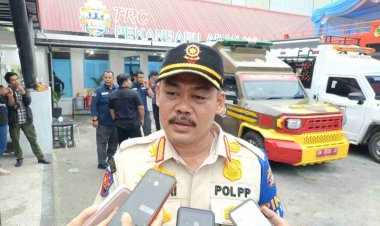 Pedagang Pasar Tumpah Ahmad Yani Langgar Jam Operasional, Satpol PP Pekanbaru Layangkan Surat Peringatan