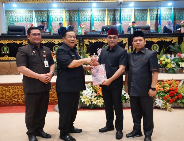 Pengelolaan Keuangan Riau Makin Baik, Ranperda Pertanggungjawaban APBD 2025 Diwarnai Surplus Rp249,21 Miliar