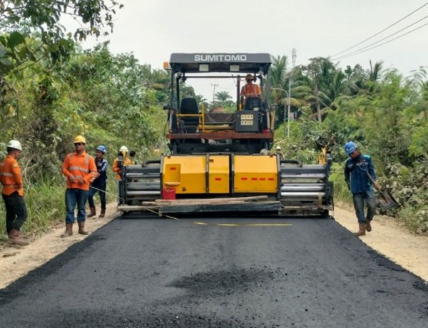 Genjot Mobilitas Warga, Pemko Pekanbaru Tuntaskan Pengaspalan 23 Kilometer Di 19 Ruas Jalan