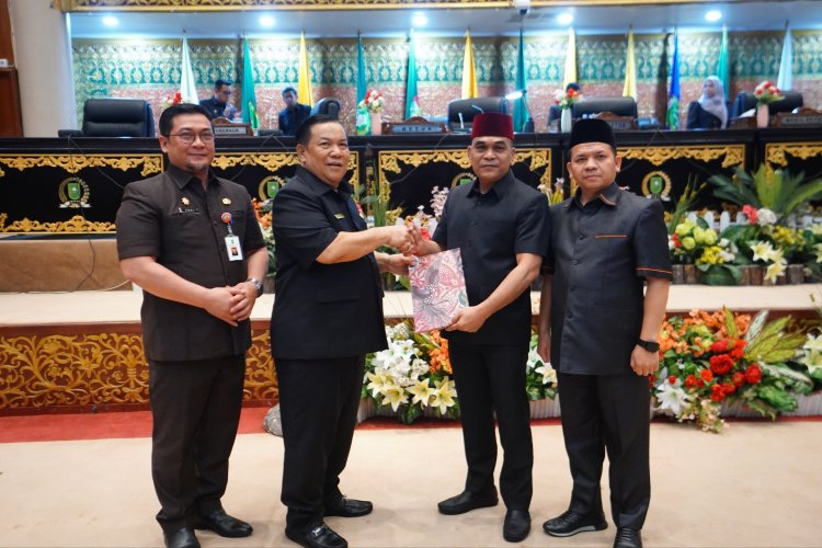 Pengelolaan Keuangan Riau Makin Baik, Ranperda Pertanggungjawaban APBD 2025 Diwarnai Surplus Rp249,21 Miliar