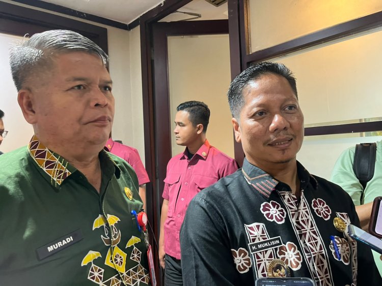 Pastikan Roda Pemerintahan Tetap Berjalan, Plt Bupati Mukhlisin Tunjuk Muradi Sebagai Plh Sekda Kuansing