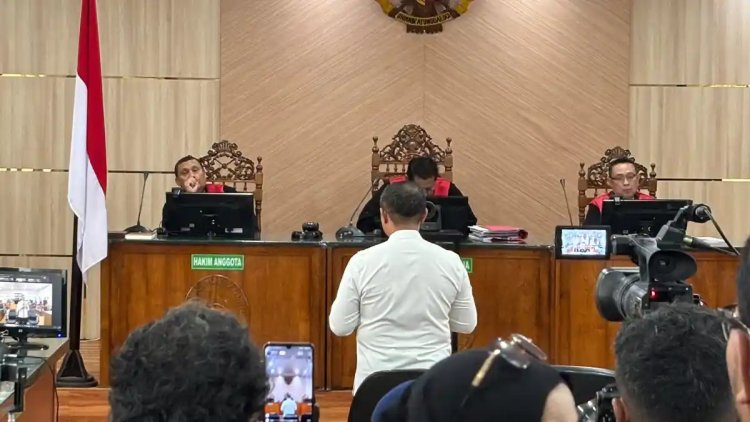 Dalam Sidang Pleidoi, Abdul Wahid Minta Majelis Hakim Bebaskan Dirinya Dari Seluruh Dakwaan KPK
