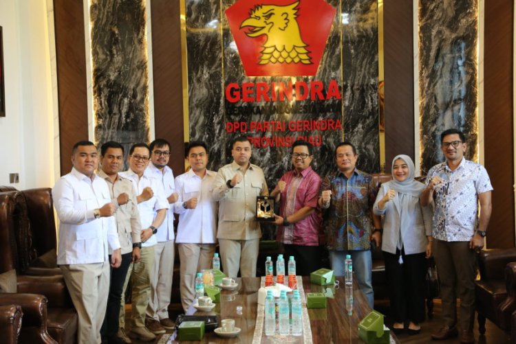 Tekankan Demokrasi Berintegritas, Bawaslu Riau Jalin Konsolidasi Dengan DPD Partai Gerindra