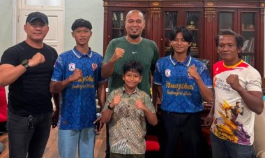 Dukung Penuh Kontingen Riau Di Kejurnas Muaythai 2026, Bupati Inhu Optimistis Tiga Atlet Mampu Tunjukkan Prestasi Terbaik