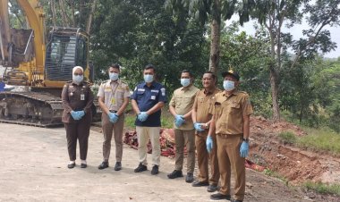 Tak Penuhi Syarat Karantina, Polisi Musnahkan 885 Karung Bawang Merah Ilegal Di Pelalawan