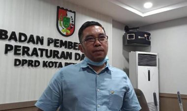 Atasi Kemacetan Di Simpang SKA, DPRD Pekanbaru Minta Pemerintah Evaluasi Penutupan Traffic Light Secara Permanen
