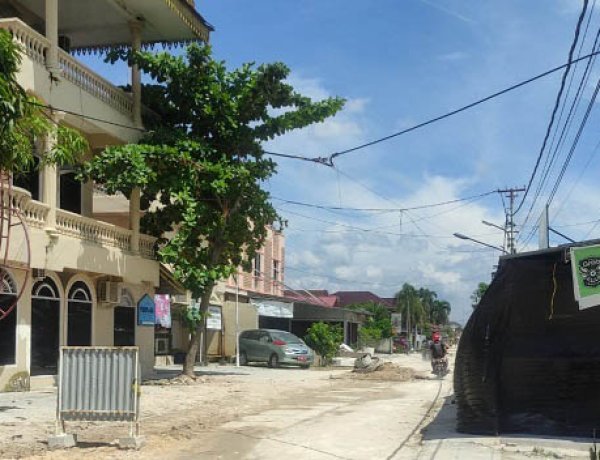 Dua Rumah Warga Sumber Sari Rusak Parah Akibat Proyek IPAL, Pemko Pekanbaru Buka Suara Soal Ganti Rugi