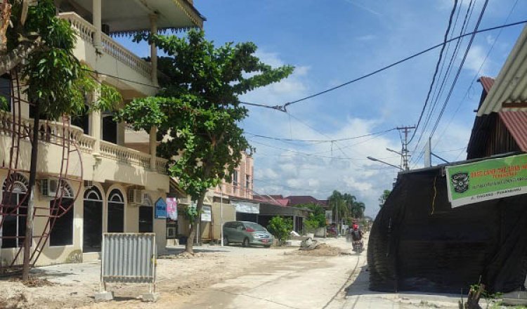 Dua Rumah Warga Sumber Sari Rusak Parah Akibat Proyek IPAL, Pemko Pekanbaru Buka Suara Soal Ganti Rugi