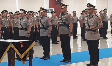Pimpin Sertijab Polda Riau, Irjen Pol Arman Achdiat Lantik Dirlantas Dan Kapolresta Pekanbaru