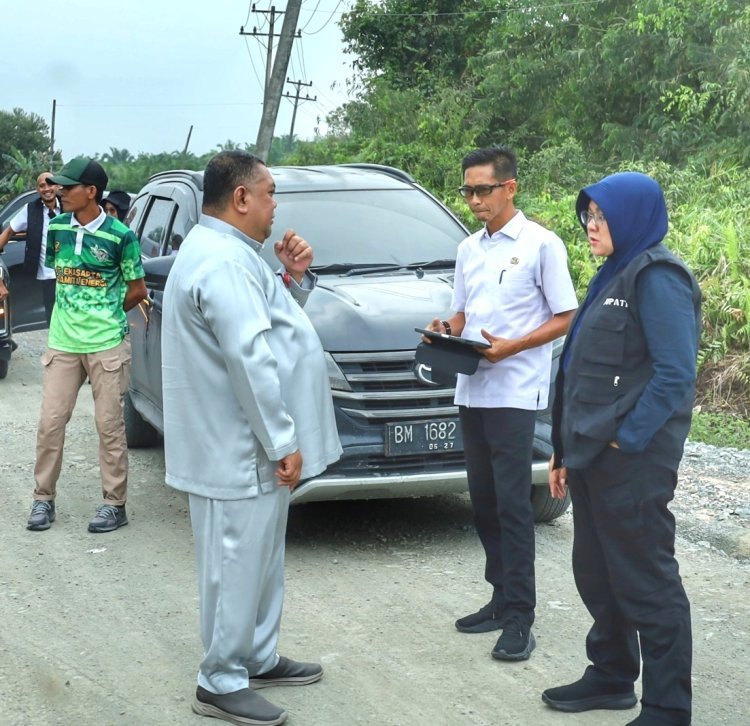 Jalan Rusak 6,4 Km Diperbaiki, Bupati Siak Usulkan Ruas Sungai Rawa–Tanjung Buton Jadi Jalan Nasional